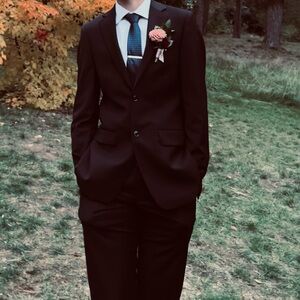 Calvin Klein Elegant Black Suit 36r, 30/32 pants